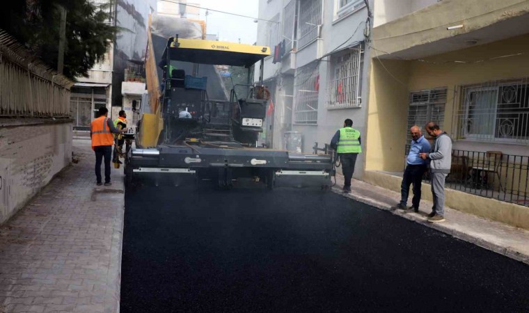 Akdenizde asfalt çalışmaları sürüyor