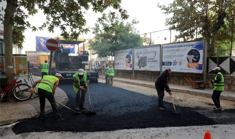 Akdenizde yollar yenileniyor