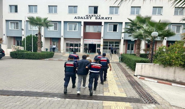 Alışveriş merkezi hırsızları yakalandı