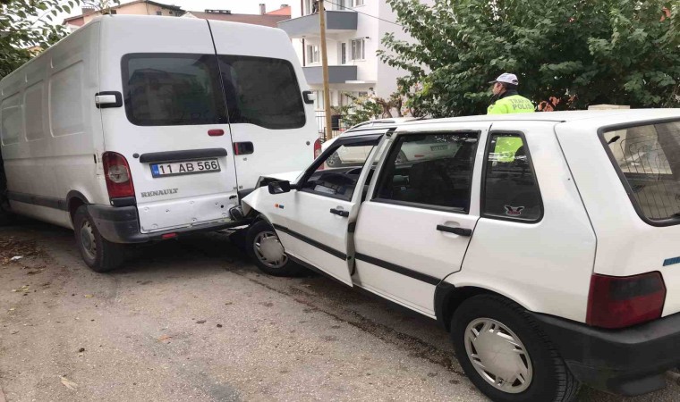 Alkollü sürücünün sebep olduğu zincirleme trafik kazasında 1 kişi yaralandı