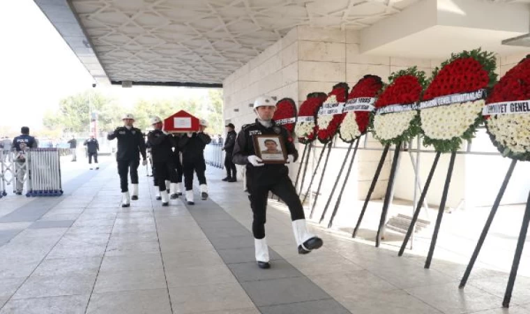 Ankara’da çarşı ve mahalle bekçisi, trafik kazasında şehit oldu (2)