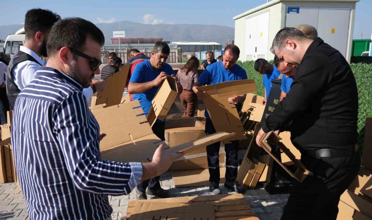 Ankutsan dan Hataydaki depremden etkilenen öğrencilere destek