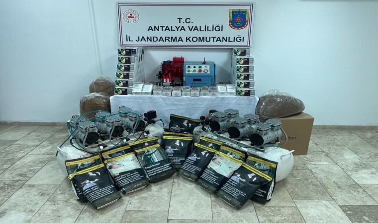 Antalyada kaçak sigara imalatına jandarma baskını