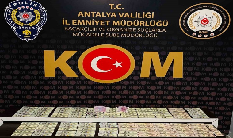 Antalyada sahte para operasyonu: 3 kişi tutuklandı