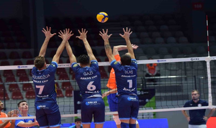 Arkas Spor, CEV Kupasında son 32 turuna yükseldi