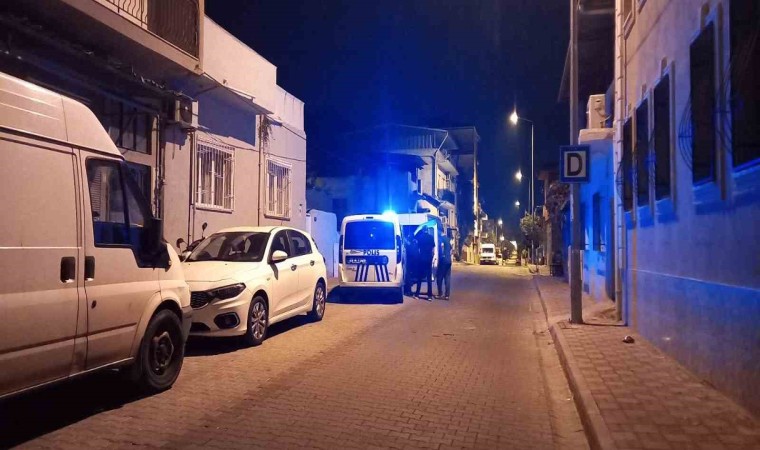 Aydında ilginç kaza, gece yarısı evinin balkonundan yola düşen kadın ağır yaralandı