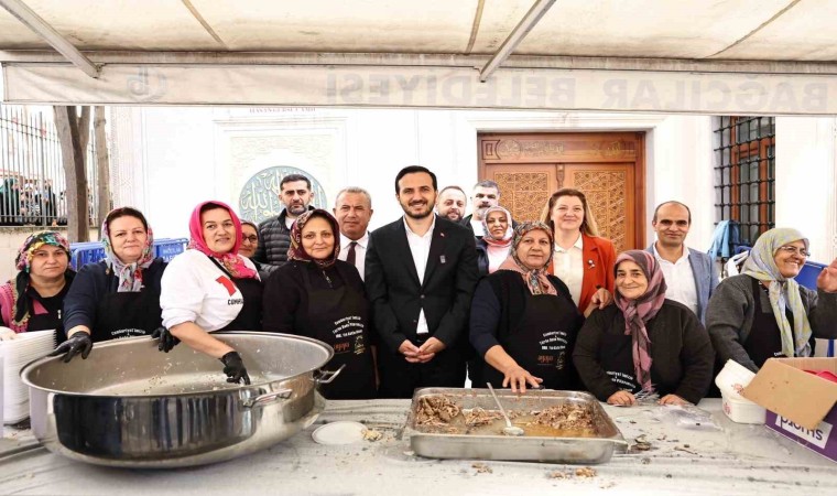 Bağcılarda Dede Pilavı bu sene Cumhuriyetin 100üncü yılı için pişirildi