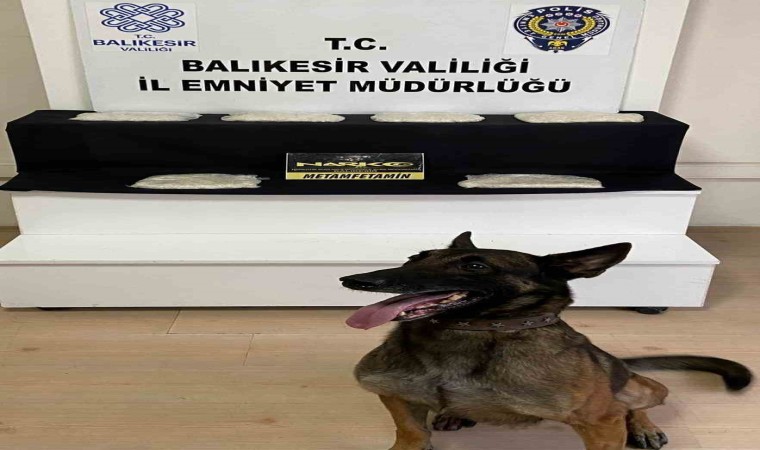 Balıkesirde 1 kilogram 483 gram metamfetamin ele geçirildi