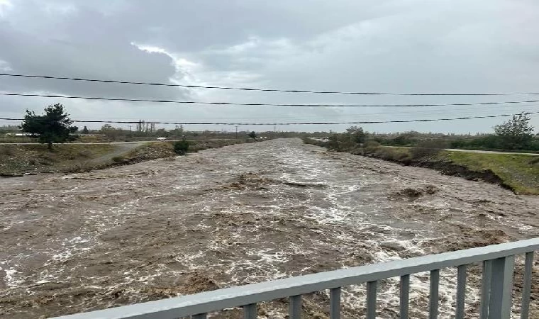 Balıkesir’de sağanak; 110 ev ve iş yerini su bastı, 11 kişi tahliye edildi