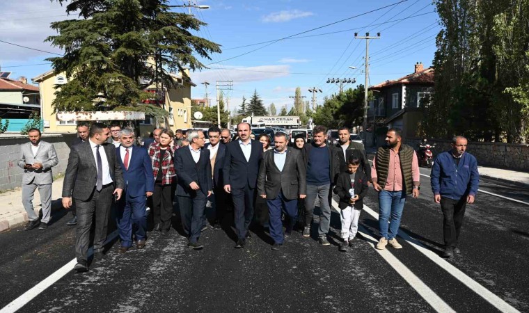 Başkan Altay Ladikte yatırımları inceledi