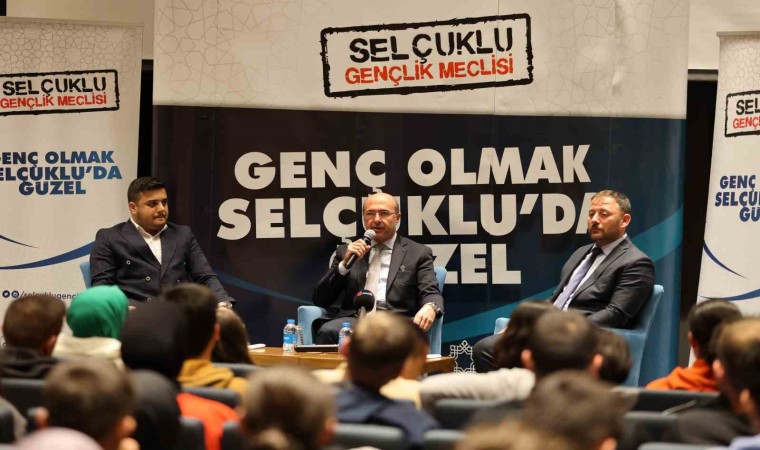 Başkan Pekyatırmacı: “Her zaman gençlerimizin, öğrencilerimizin yanındayız