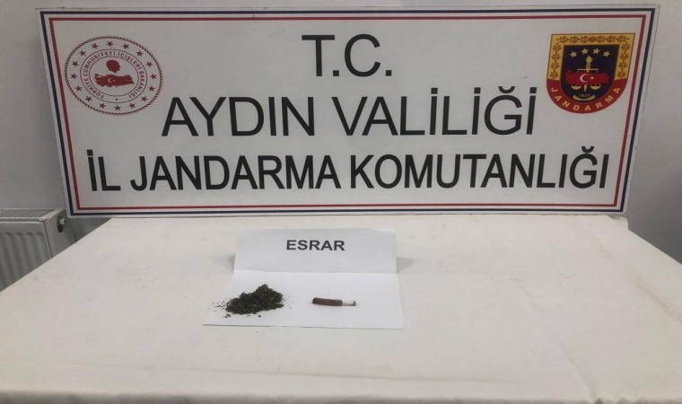 Beş şüpheli şahsın üzerinde uyuşturucu ele geçirildi