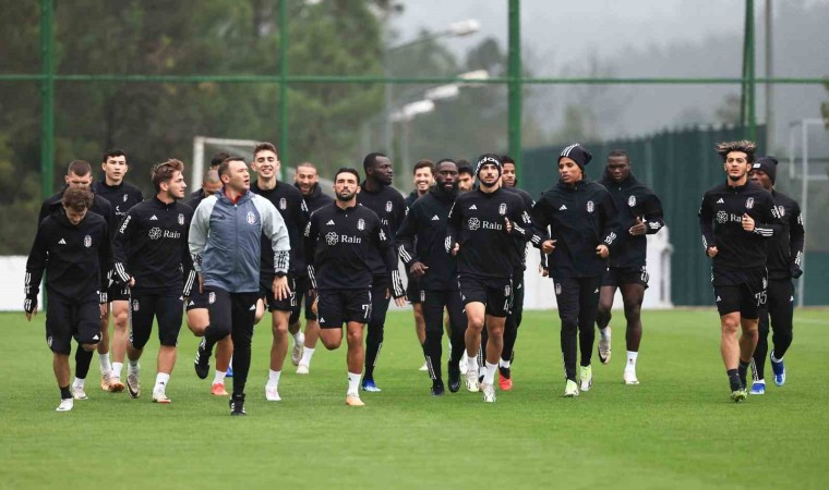 Beşiktaş, kondisyon ve taktik çalıştı