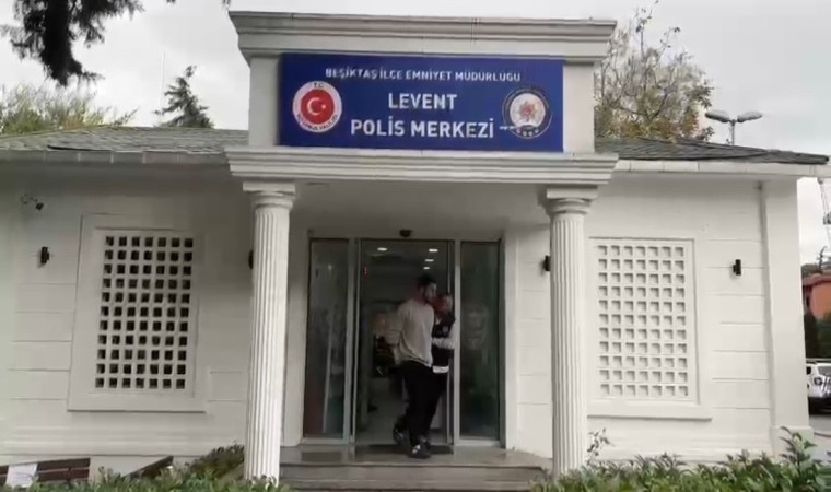 Beşiktaşta akılalmaz uyuşturucu zulası kamerada: Telli düzenekten esrar fışkırdı