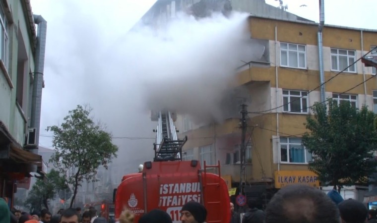 Beyoğlunda yangın paniği