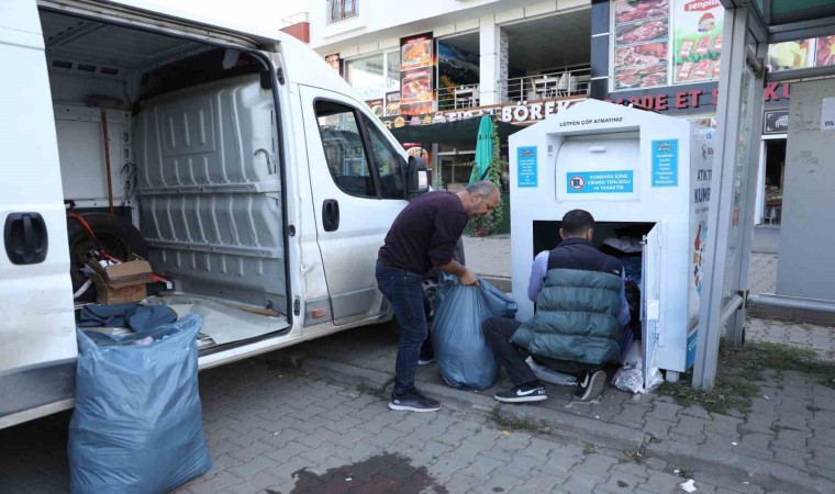 Bingölde iki haftada 3 ton 652 kilo tekstil atığı toplandı