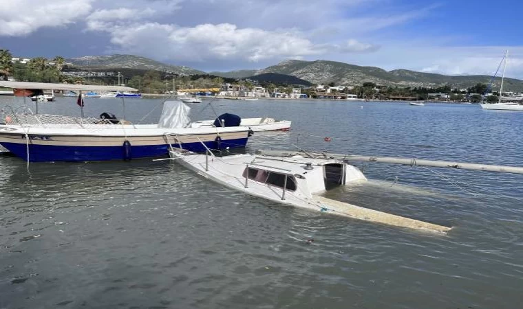 Bodrum’da kuvvetli fırtına; tekneler battı, deniz taştı