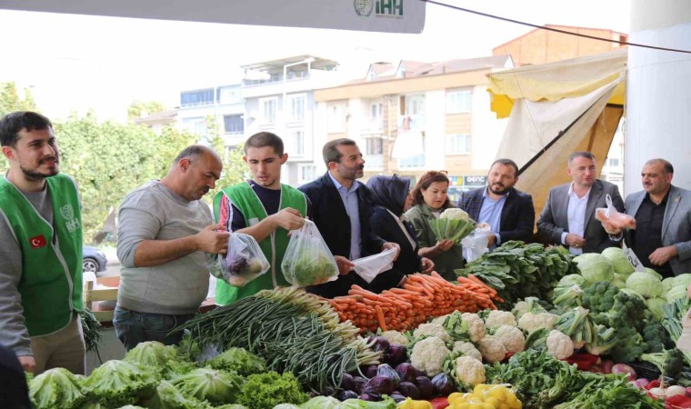 Bursada bu tezgahın geliri Gazzeye bağışlandı