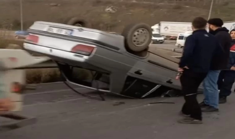 Bursa’da takla atan otomobilin sürücüsü yaralandı