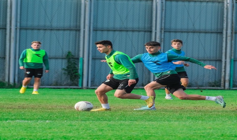 Bursasporda 1461 Trabzon FK maçı hazırlıkları devam ediyor