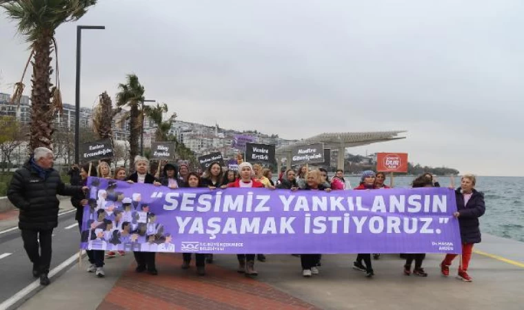 Büyükçekmece’de kadınlar ’Şiddetle Mücadele Yürüyüşü’ gerçekleştirdi 