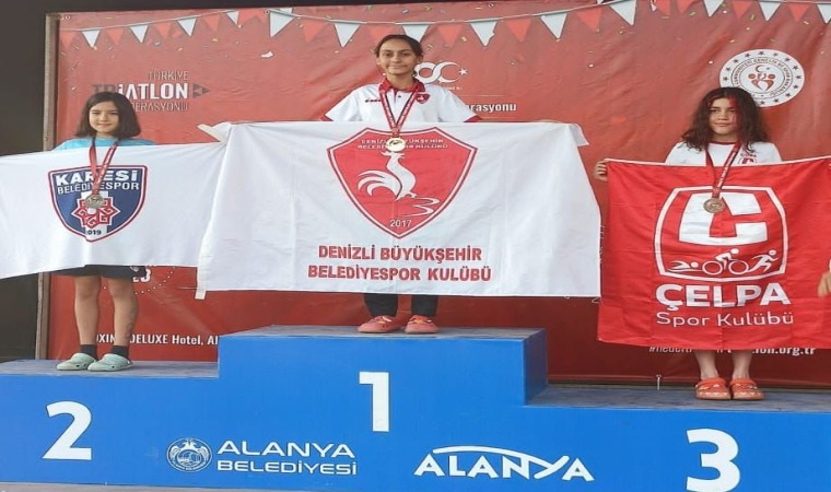 Büyükşehir sporcuları Denizliyi gururlandırdı