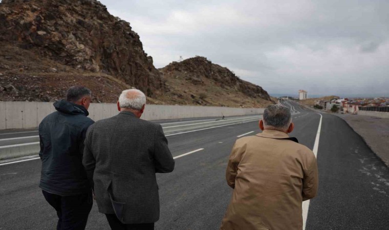 Büyükşehirin kentin doğusu ve batısını birbirine bağlayacak yol çalışmasında sona gelindi