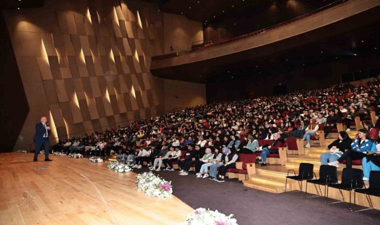 Büyükşehirle Gençlik Buluşmaları, Gri Koçu ağırladı