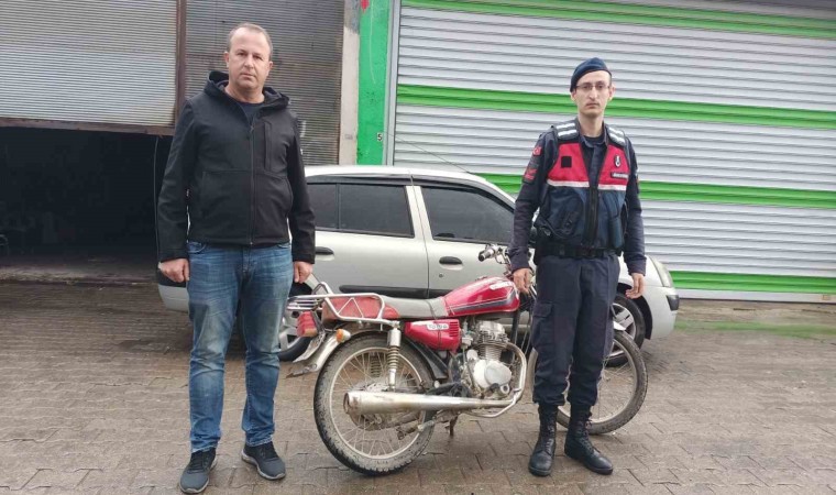 Çalınan motosiklet jandarma tarafından bulundu