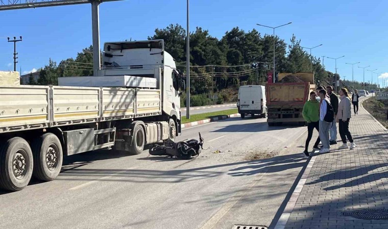 Çandaki ölümlü trafik kazası güvenlik kamerasına yansıdı