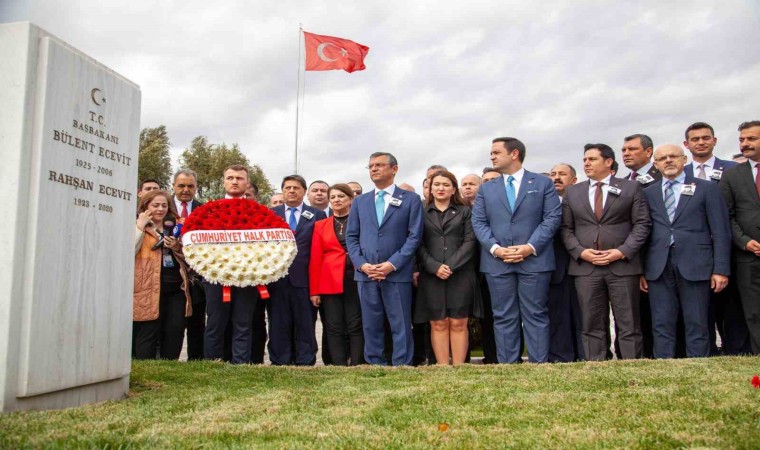 CHP lideri Özel: Atatürkün partisini iktidar yapma noktasında Eceviti örnek alan yürüyüşümüz delegelerimizin takdiriyle sonuçlandı