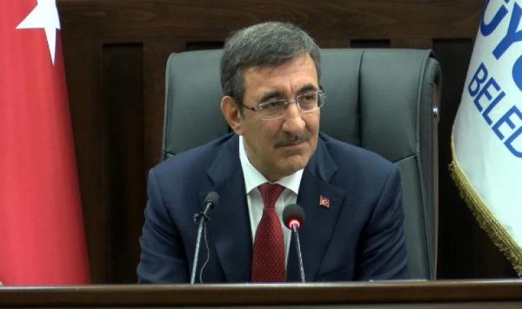 Cumhurbaşkanı Yardımcısı Yılmaz: Kalıcı çözüm noktasında Türkiye her türlü politikayı ortaya koymakta