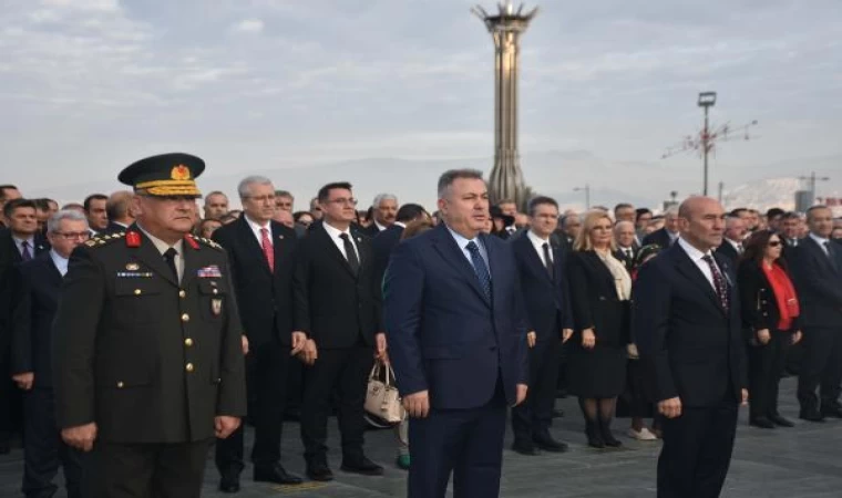 Cumhuriyet’in kurucusu Atatürk, İzmir’de törenle anıldı