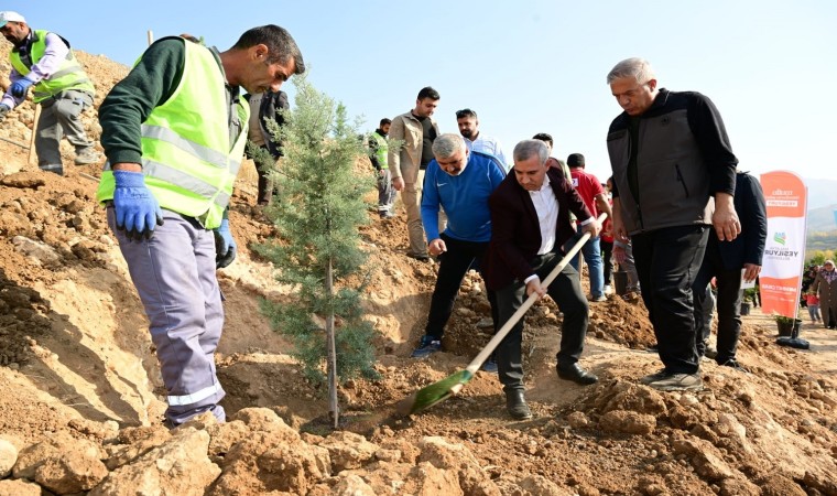 Depremde hayatını kaybedenleri isimleri Şehir Parkında yaşayacak