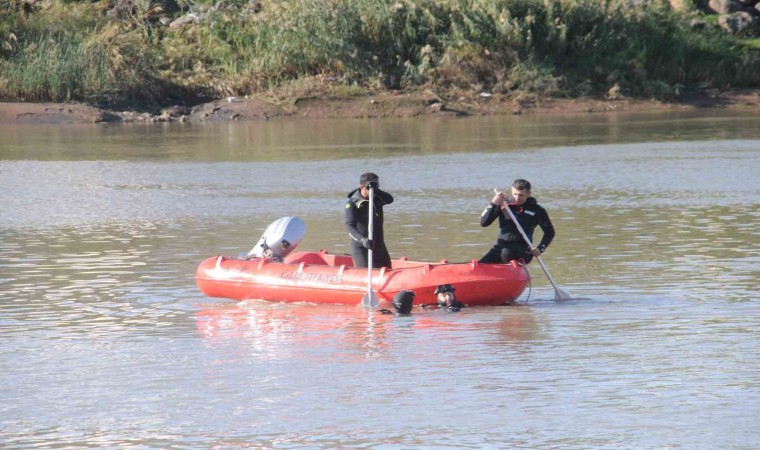 Dicle Nehrinde kaybolan kızı arama çalışmaları 4. gününde devam ediyor