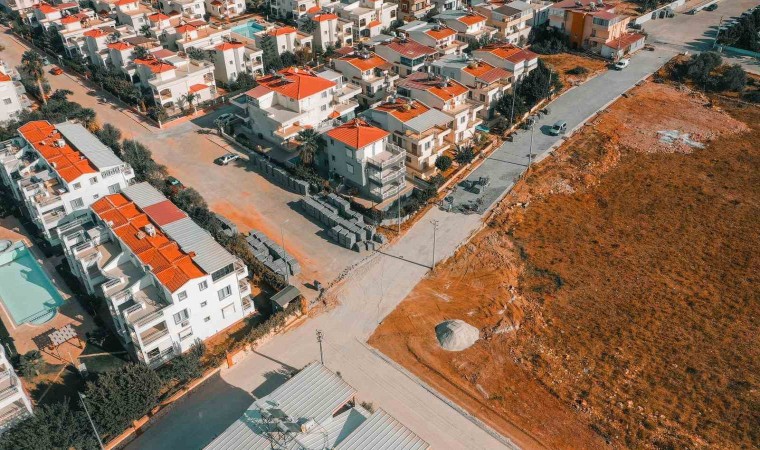 Didimde yol çalışmaları devam ediyor