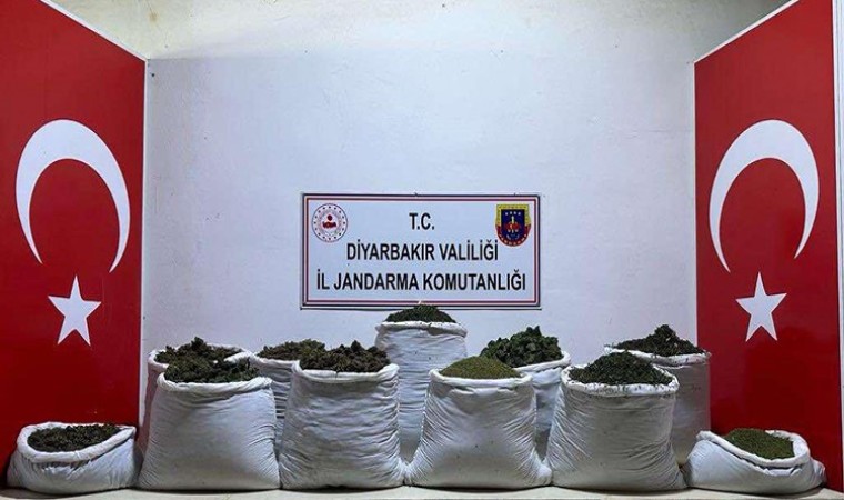 Diyarbakırda 135 kilogram esrar ele geçirildi: 1 gözaltı