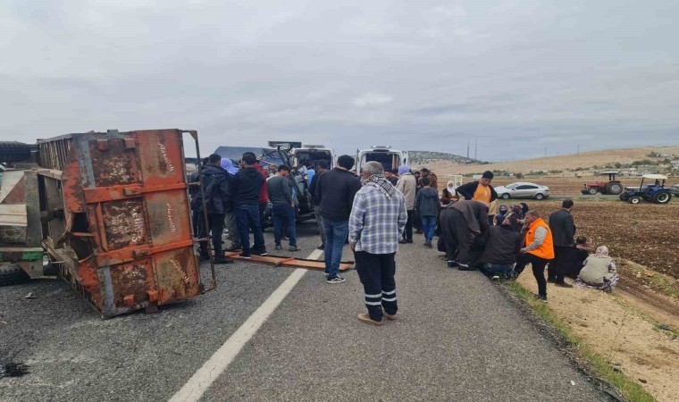 Diyarbakırda tır ile traktör çarpıştı: 1 ölü, 1 yaralı