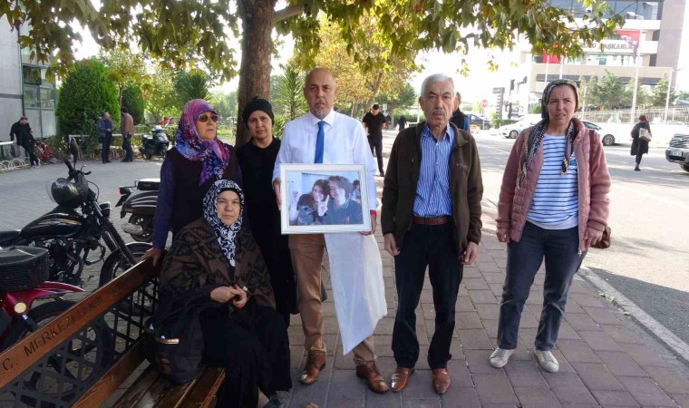 Domuza çarptım diyerek iki öğrenciyi öldüren alkollü sürücünün yargılanmasına başlandı