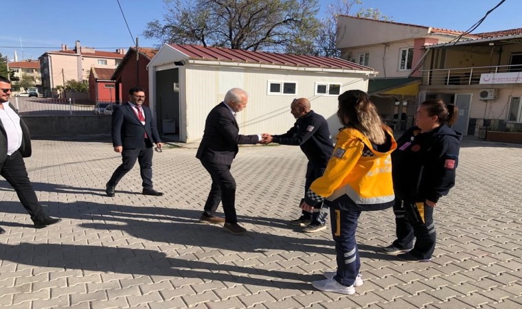 Dr. Bildirici ilçelerdeki sağlık kuruluşları ziyaretlerini sürdürüyor