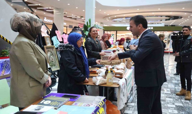 Elazığda 25 Kasım Kadına Yönelik Şiddetle Mücadele Günü etkinliği