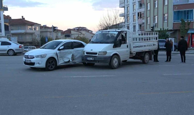 Elazığda trafik kazası: 4 yaralı