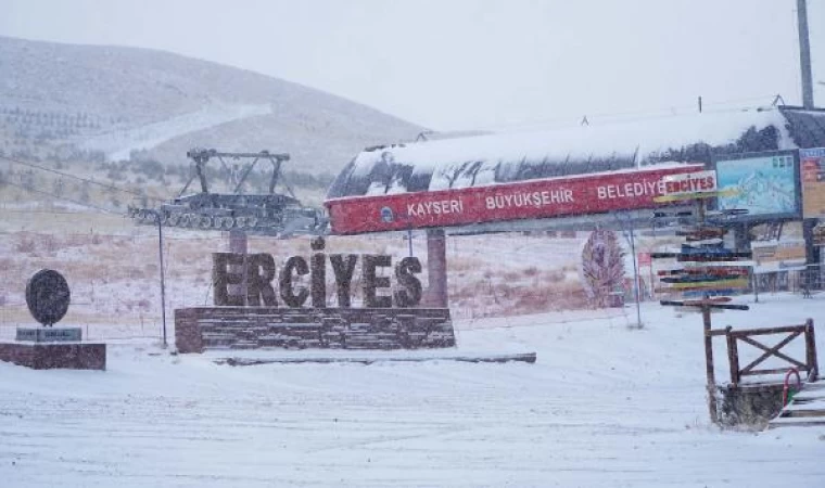 Erciyes’te kar yağışı etkili oldu