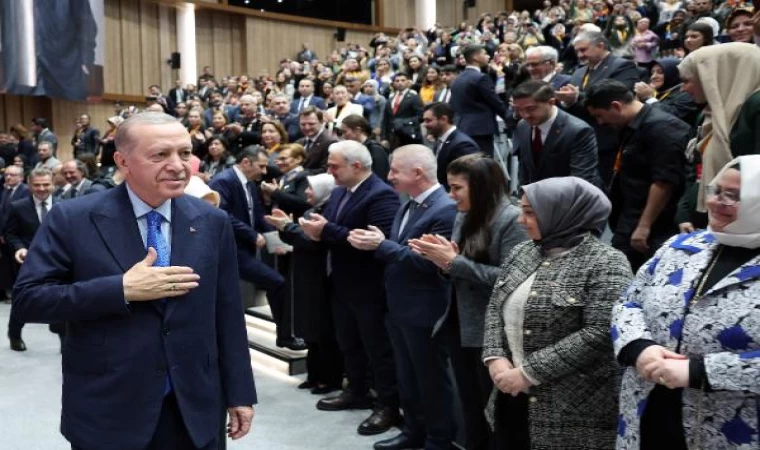 Erdoğan: Eli öpülecek kadın aranıyorsa, şehitlerimizin yiğit anaları, eşleri, başımızın tacı öğretmenlerimizdir 