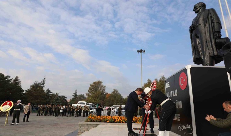 Erzincanda 10 Kasım Atatürkü anma töreni gerçekleştirildi