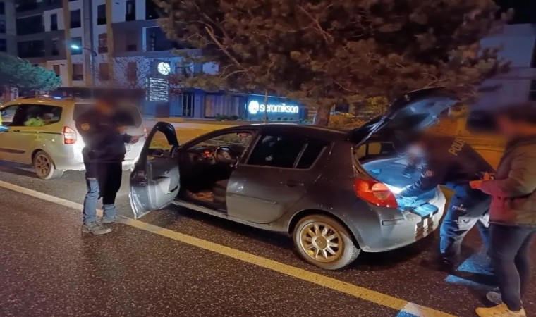 Erzincanda toplam 32 yıl hapis cezası olan 9 zanlı yakalandı