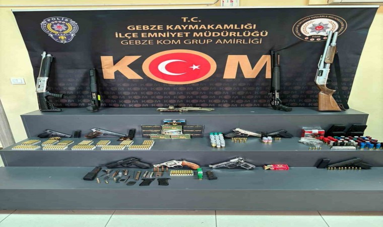 Eş zamanlı silah kaçakçılığı operasyonu: 23 gözaltı