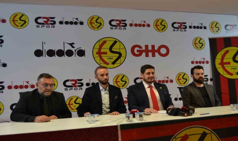 Eskişehirspor Başkanı Koca 4te 4 yapan takıma destek isteği