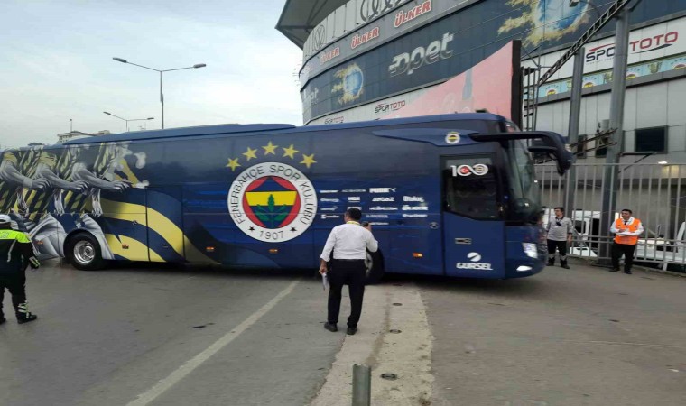 Fenerbahçe stada ulaştı