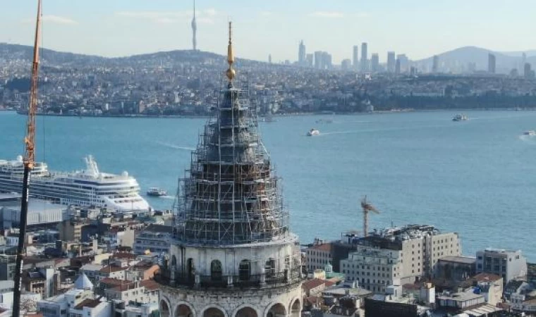 Galata Kulesi’ndeki restorasyon; 270 kiloluk alem 4 parça olarak indirilecek